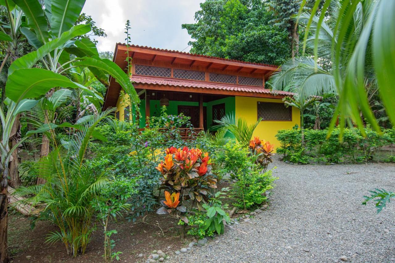 Villa Pina Dorada Dependencia Del Hotel Casa Merlin Puerto Viejo de Talamanca Bagian luar foto