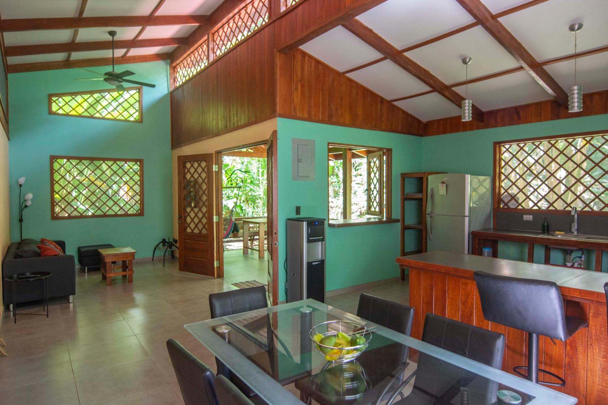 Villa Pina Dorada Dependencia Del Hotel Casa Merlin Puerto Viejo de Talamanca Bagian luar foto