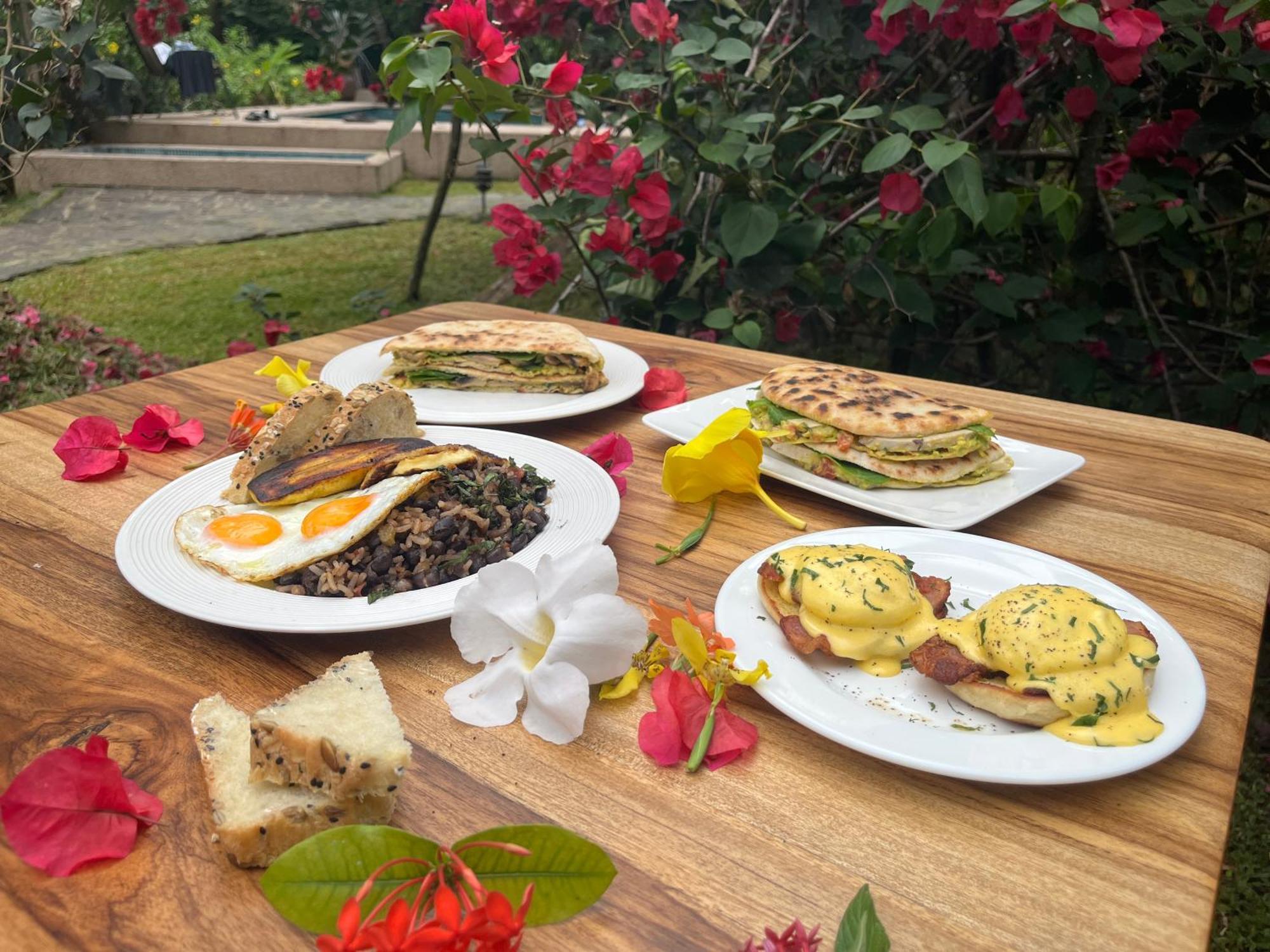 Villa Pina Dorada Dependencia Del Hotel Casa Merlin Puerto Viejo de Talamanca Bagian luar foto