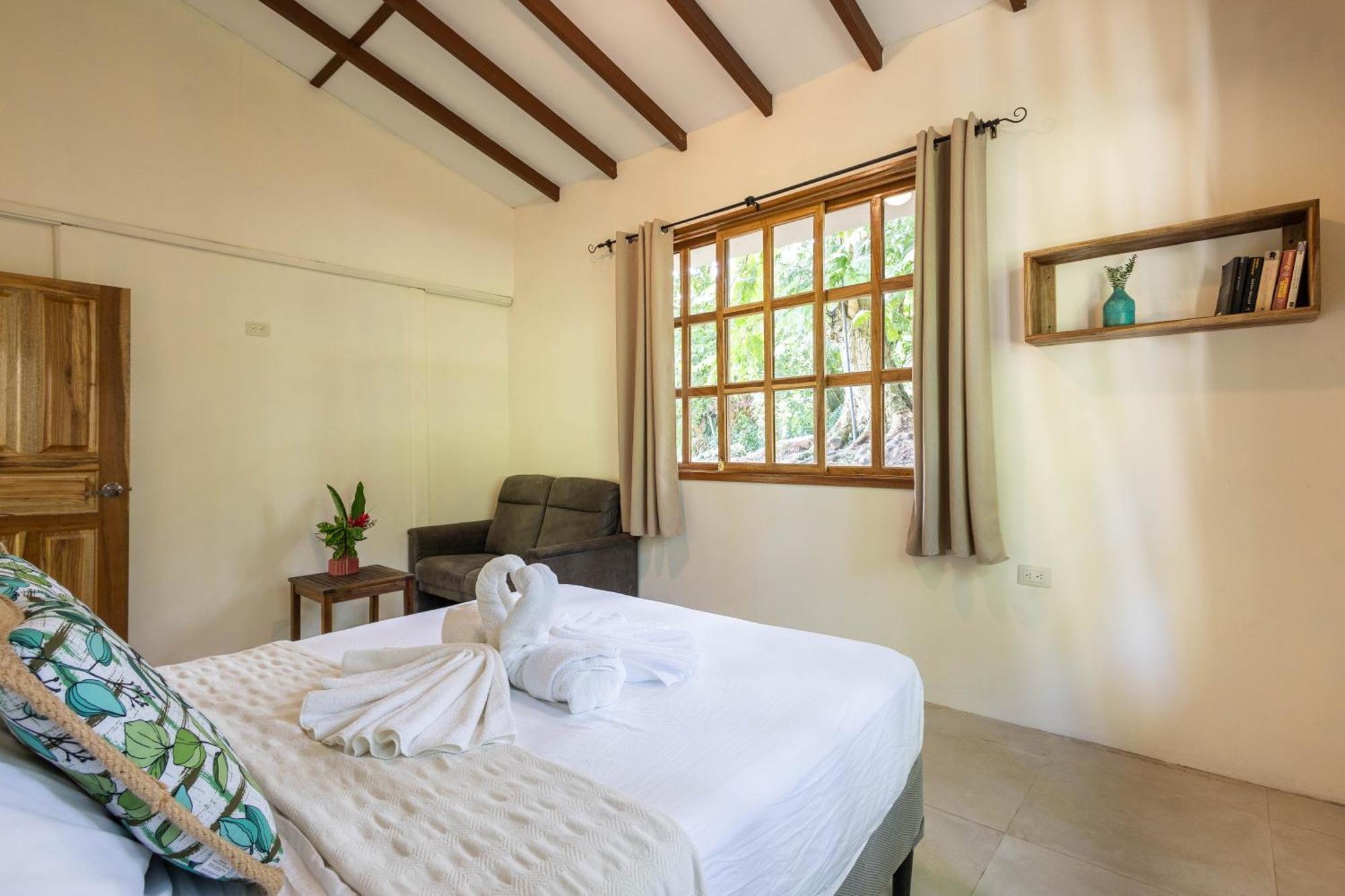 Villa Pina Dorada Dependencia Del Hotel Casa Merlin Puerto Viejo de Talamanca Bagian luar foto