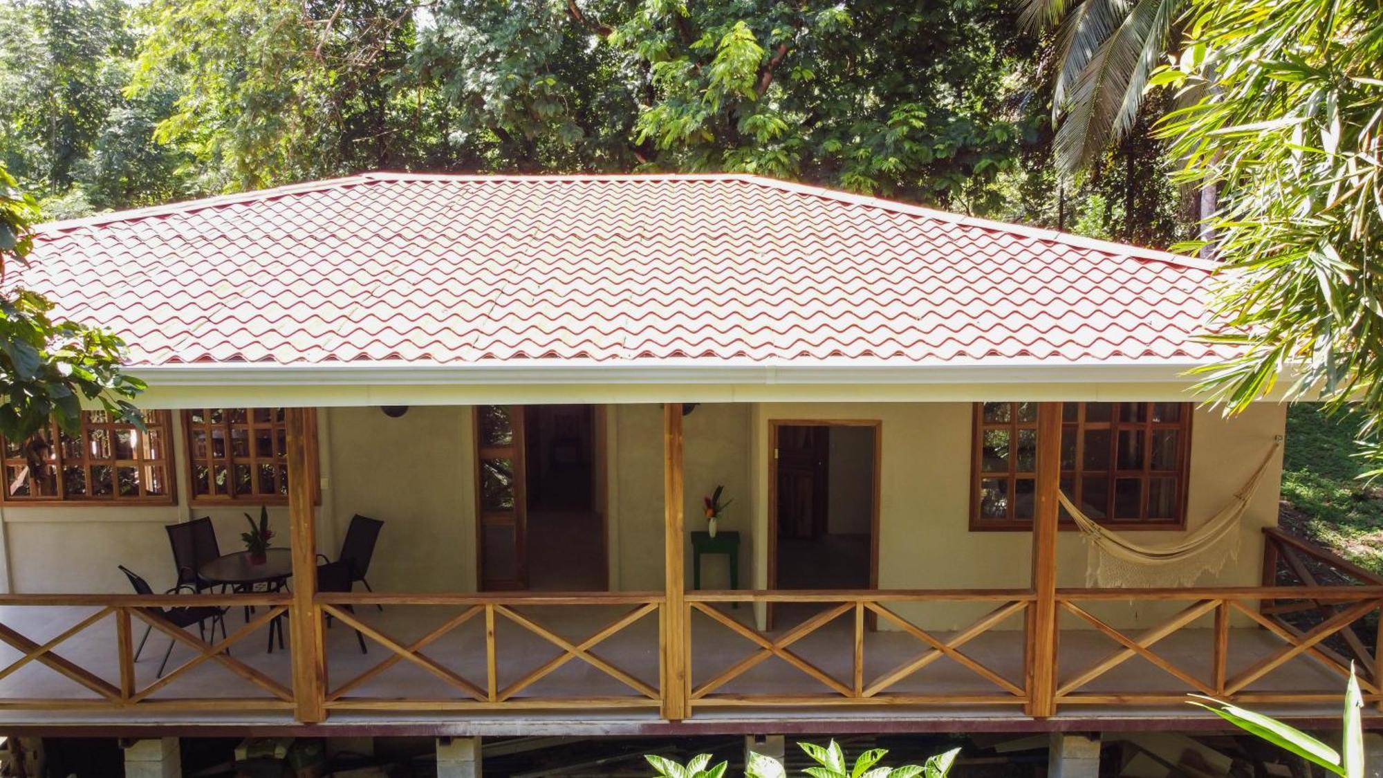 Villa Pina Dorada Dependencia Del Hotel Casa Merlin Puerto Viejo de Talamanca Bagian luar foto