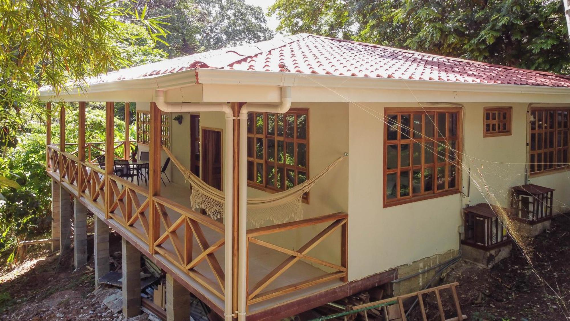 Villa Pina Dorada Dependencia Del Hotel Casa Merlin Puerto Viejo de Talamanca Bagian luar foto