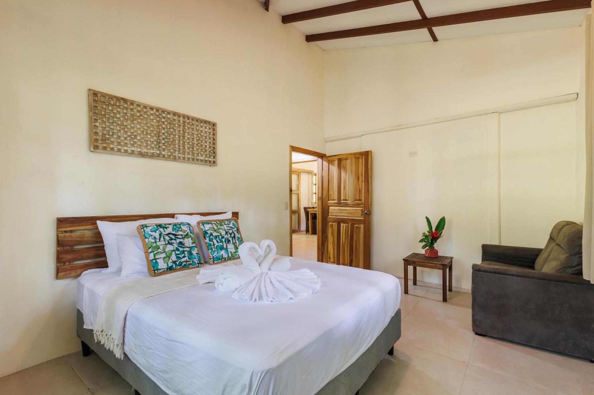 Villa Pina Dorada Dependencia Del Hotel Casa Merlin Puerto Viejo de Talamanca Bagian luar foto