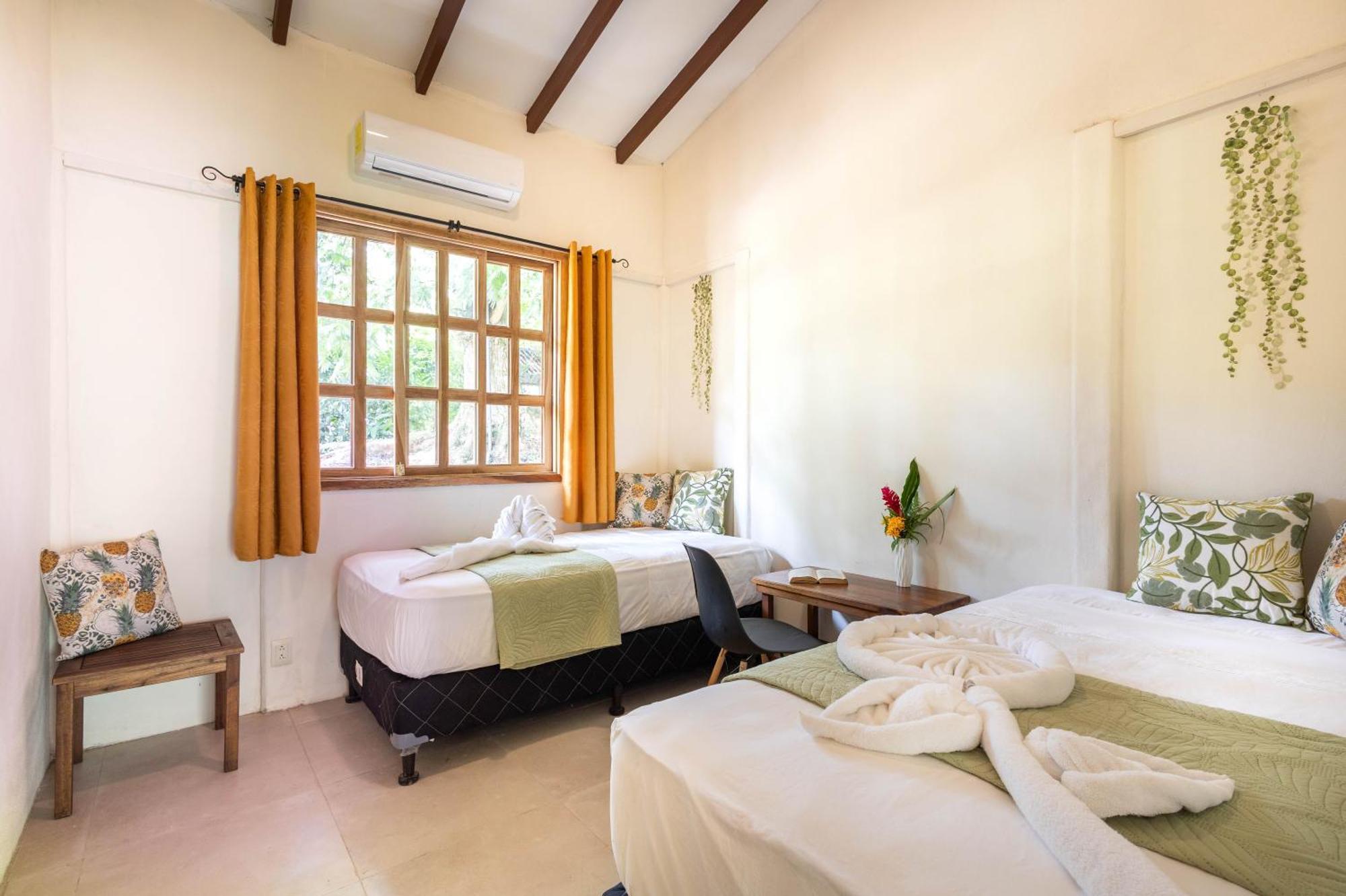 Villa Pina Dorada Dependencia Del Hotel Casa Merlin Puerto Viejo de Talamanca Bagian luar foto
