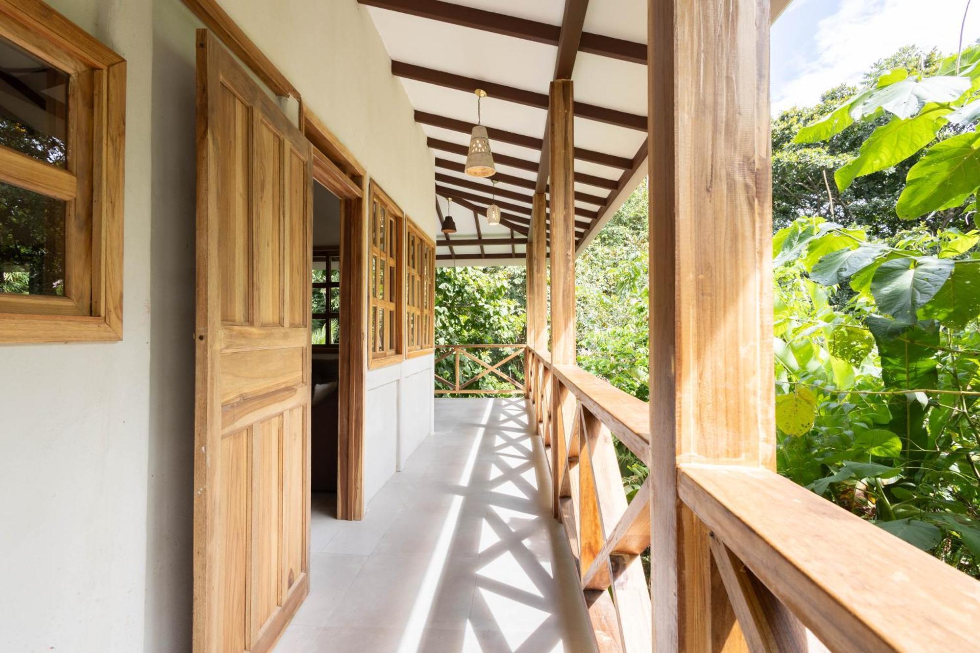 Villa Pina Dorada Dependencia Del Hotel Casa Merlin Puerto Viejo de Talamanca Bagian luar foto